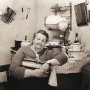 Рита Островская. Татьяна Моисеевна Хайт. Город Шаргород, апрель 1991 г.. Серебряно-желатиновая печать. Тонирование. 210х210 Ф-7/Ос